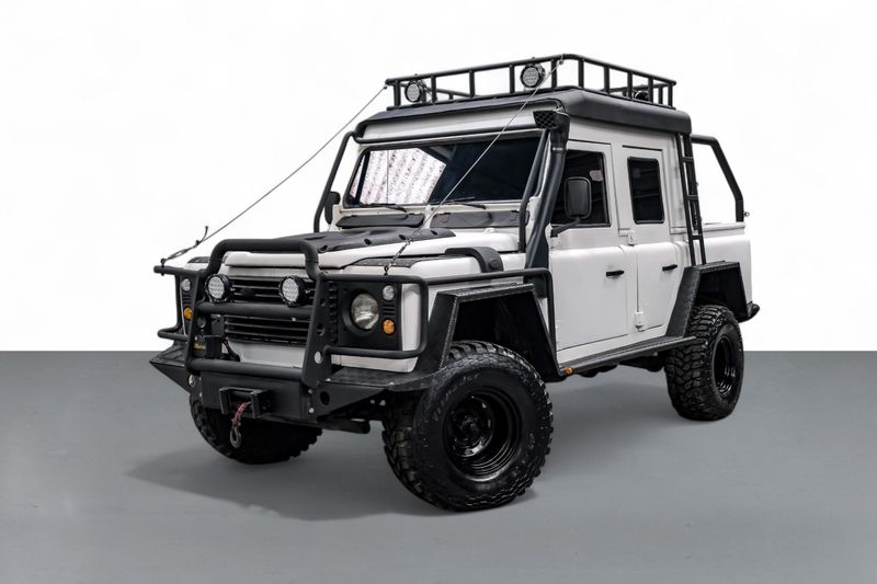 Photo 10 of 2018 Land Rover Defender 110 for sale in Katy, TX