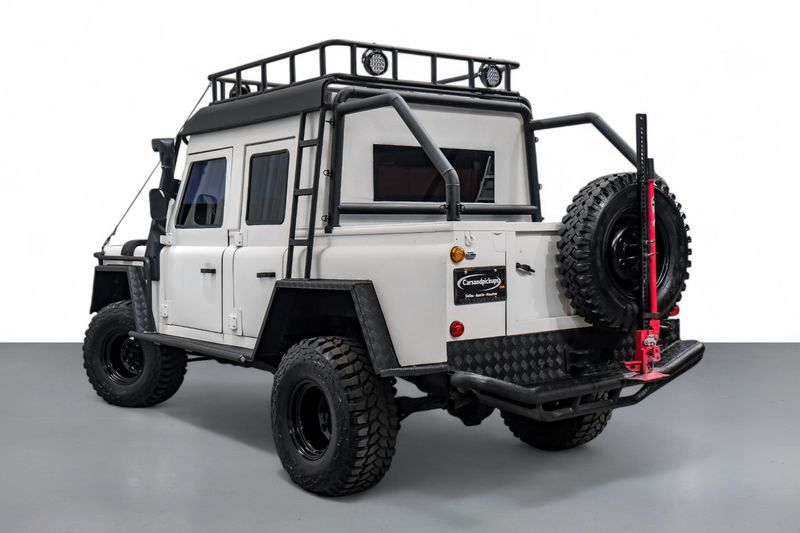 Photo 18 of 2018 Land Rover Defender 110 for sale in Katy, TX