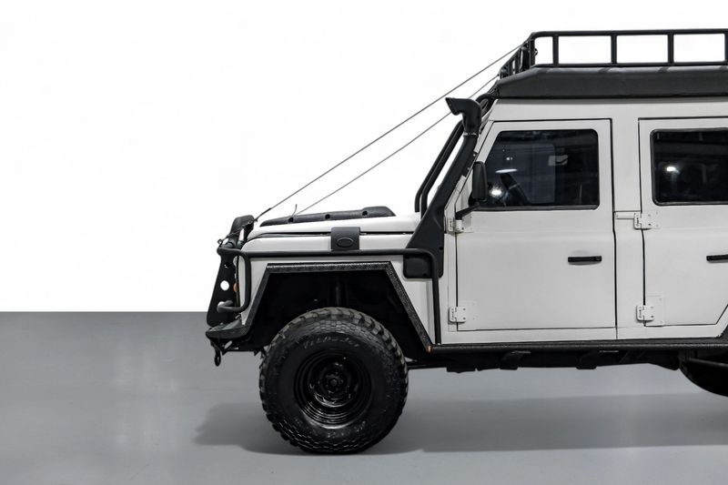 Photo 22 of 2018 Land Rover Defender 110 for sale in Katy, TX