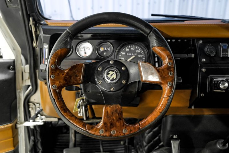Photo 32 of 2018 Land Rover Defender 110 for sale in Katy, TX