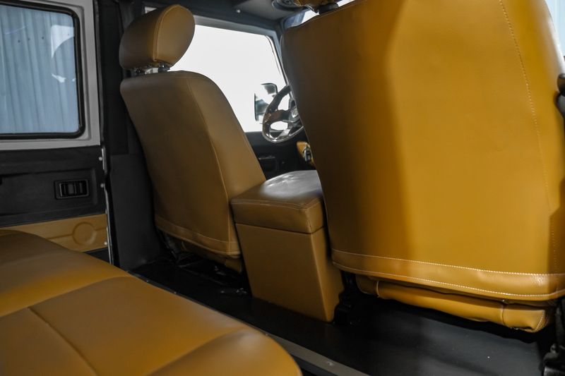 Photo 66 of 2018 Land Rover Defender 110 for sale in Katy, TX