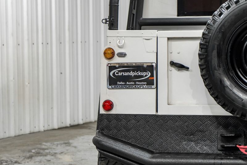 Photo 90 of 2018 Land Rover Defender 110 for sale in Katy, TX