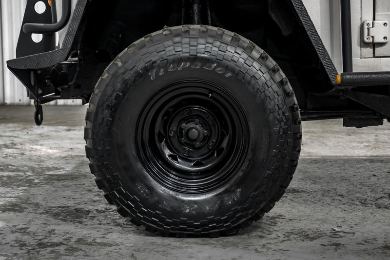 Photo 110 of 2018 Land Rover Defender 110 for sale in Katy, TX
