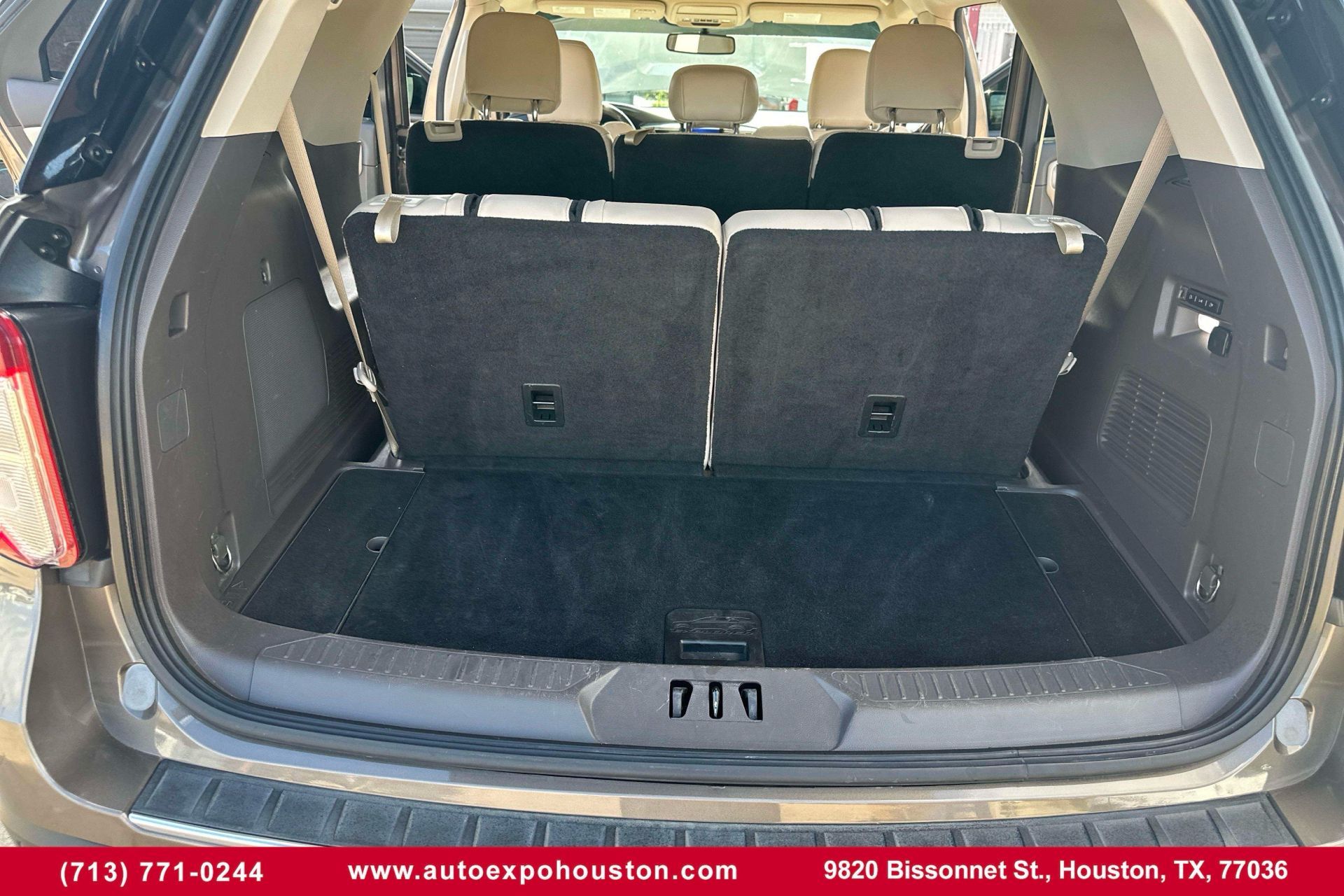Photo 22 of 2021 Ford Explorer Platinum for sale in Houston, TX