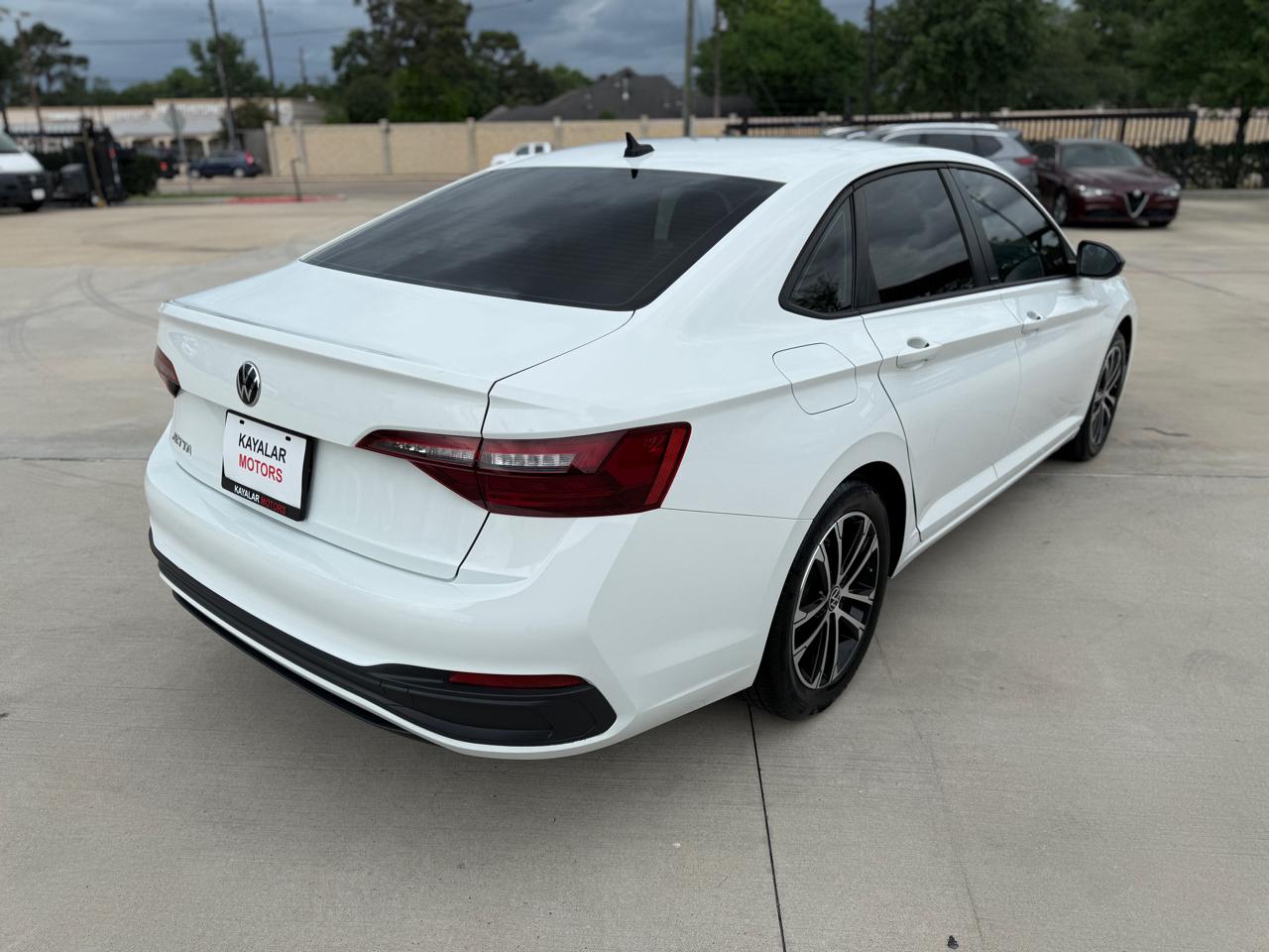 Photo 9 of 2023 Volkswagen Jetta Sport for sale in Houston, TX