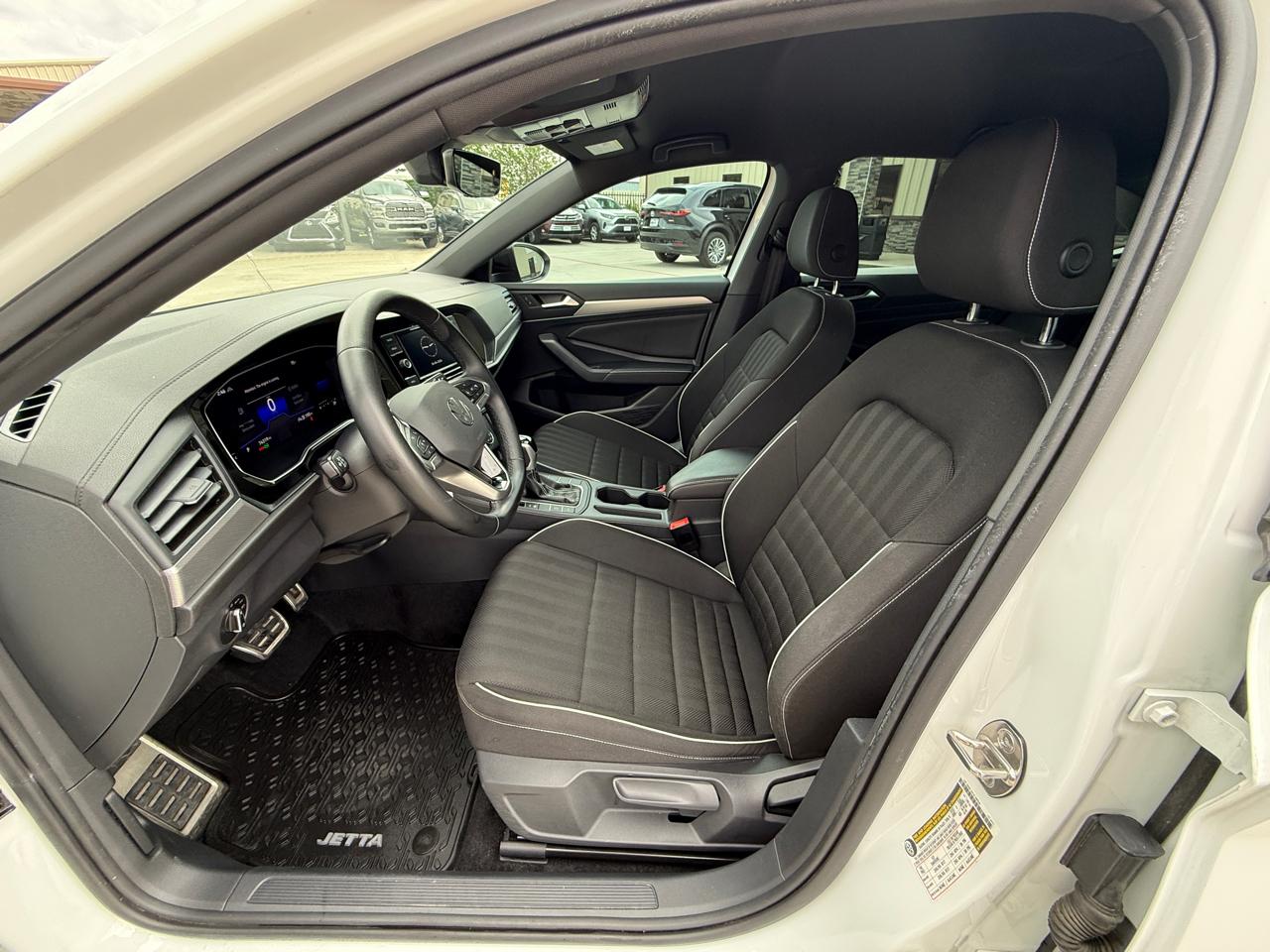 Photo 15 of 2023 Volkswagen Jetta Sport for sale in Houston, TX