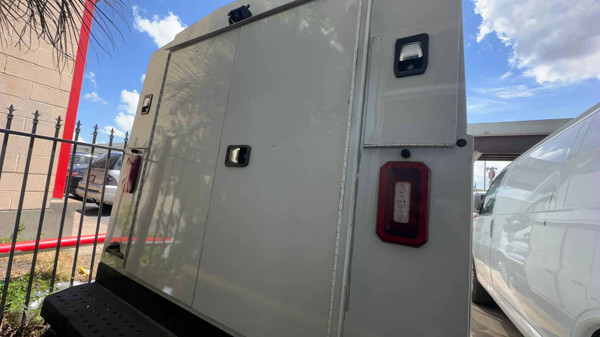 Photo 6 of 2019 Ford Transit 350 Cutaway VAN 2D for sale in Houston, TX
