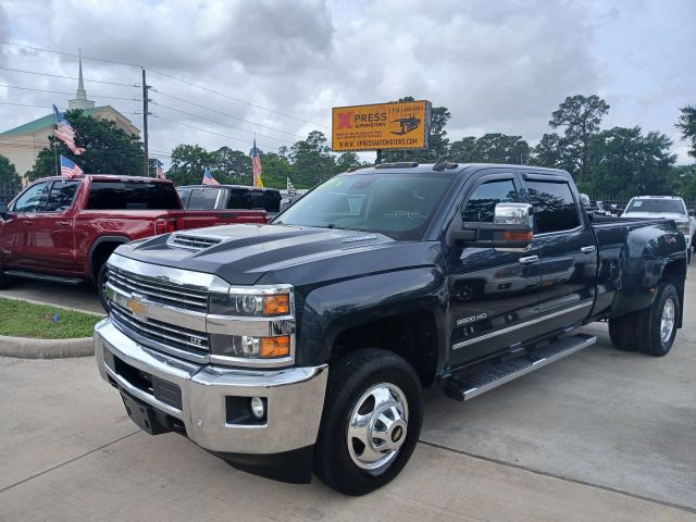 Photo 11 of 2018 Chevrolet Silverado for sale in Cypress, TX