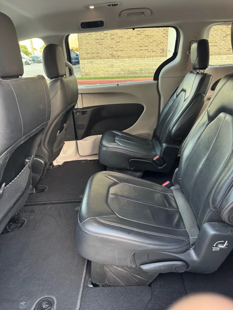Photo 20 of 2019 Chrysler Pacifica Touring for sale in Katy, TX