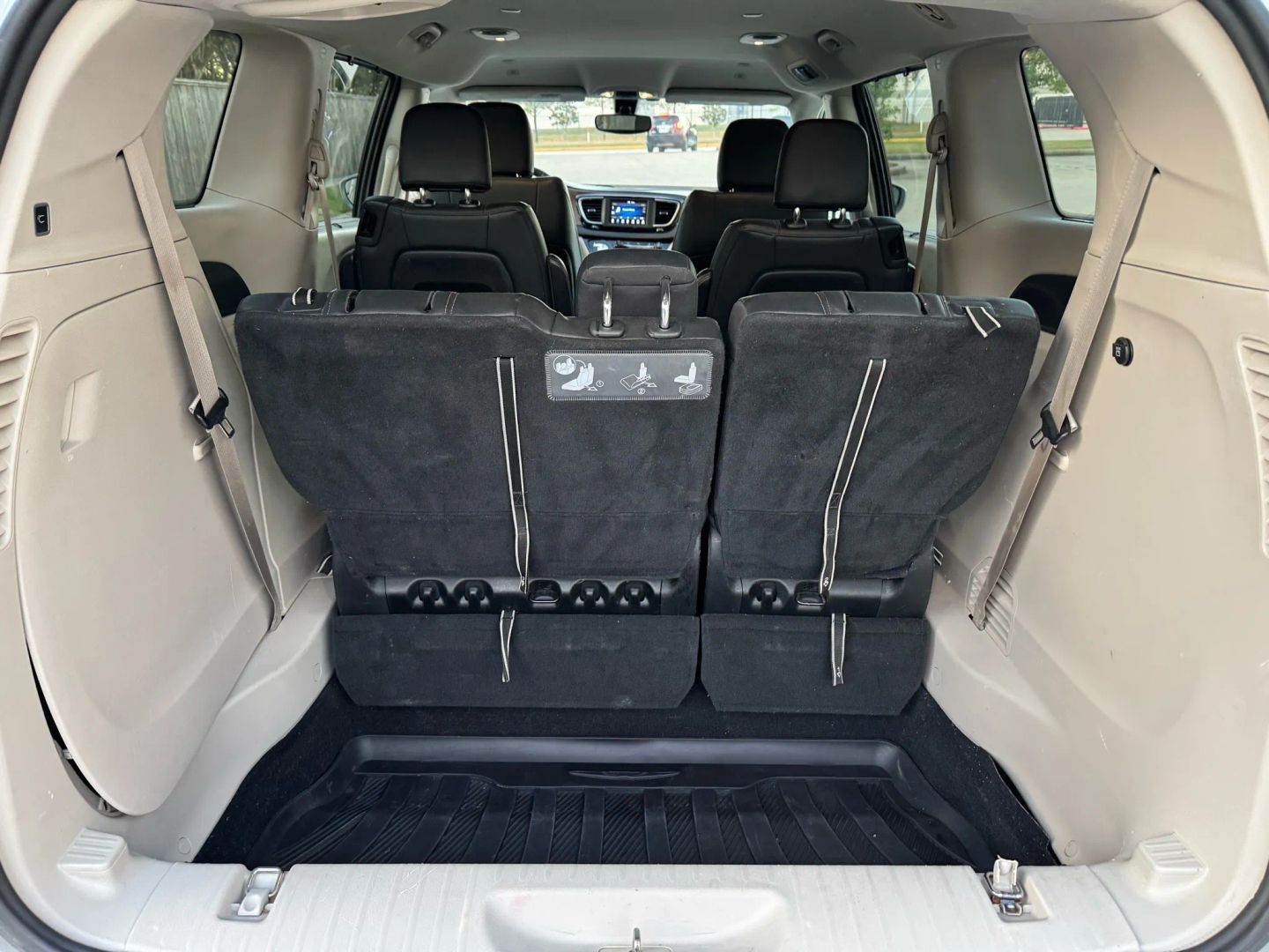 Photo 13 of 2019 Chrysler Pacifica Touring for sale in Katy, TX