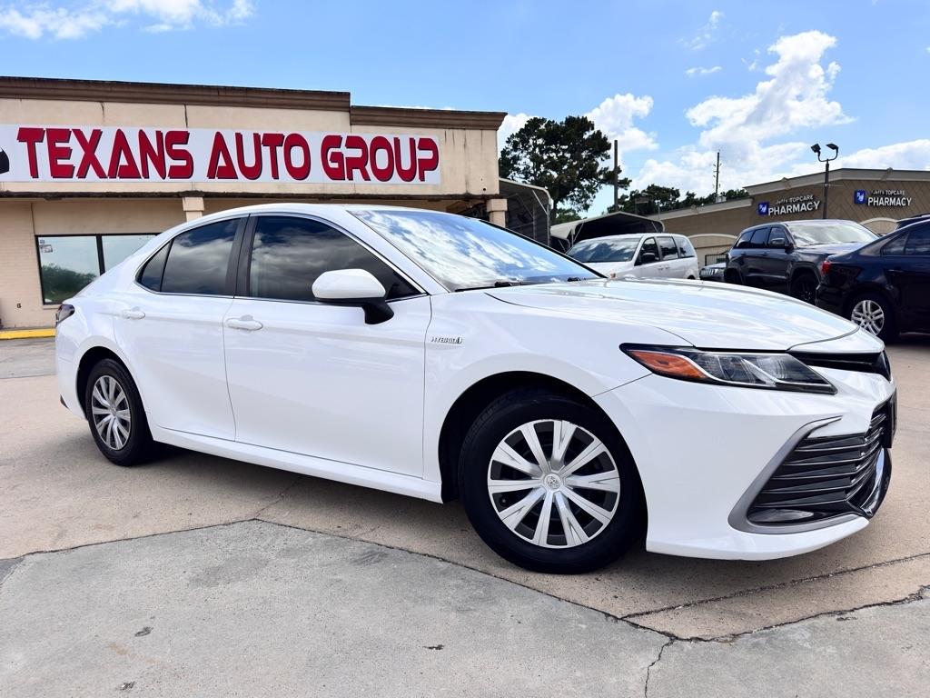 Photo 5 of 2021 Toyota Camry LE for sale in Spring, TX