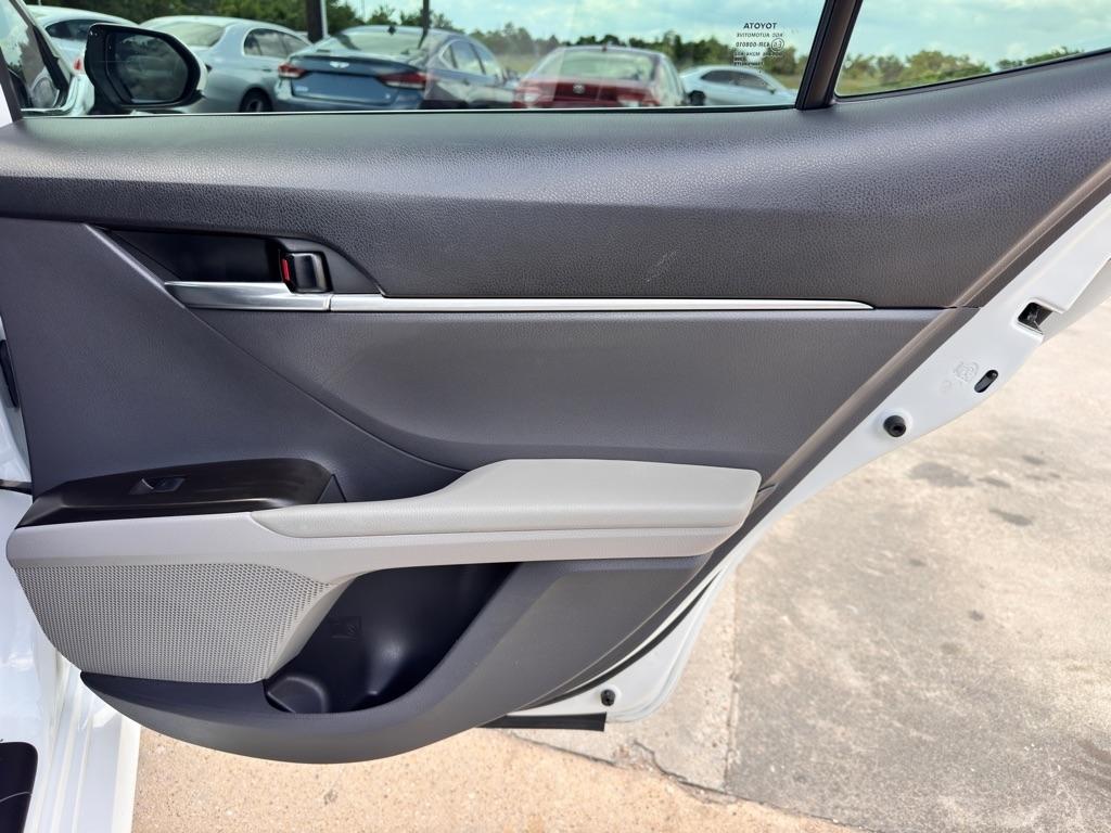 Photo 36 of 2021 Toyota Camry LE for sale in Spring, TX
