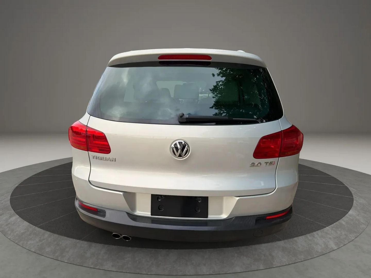 Photo 10 of 2013 Volkswagen Tiguan for sale in Katy, TX