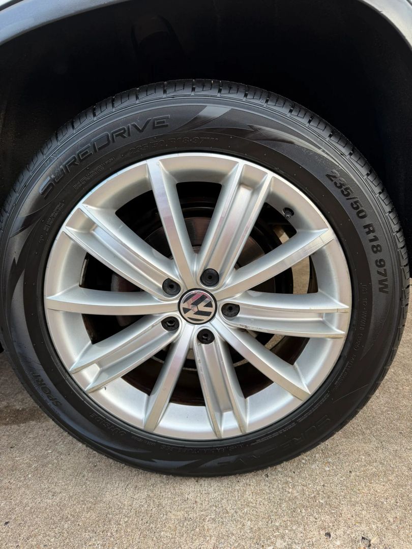 Photo 36 of 2013 Volkswagen Tiguan for sale in Katy, TX