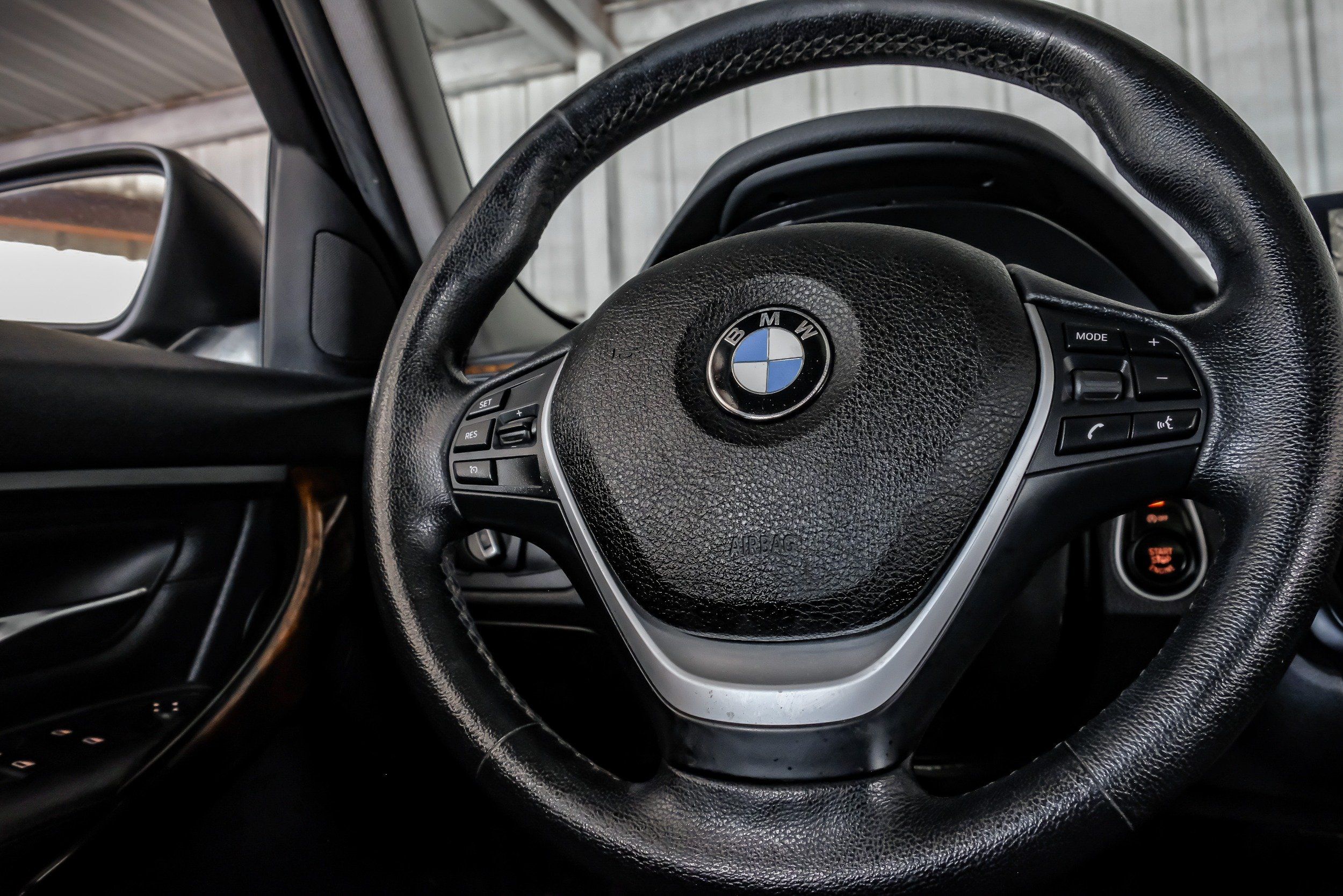 Photo 27 of 2015 BMW 328i 3-series for sale in Katy, TX
