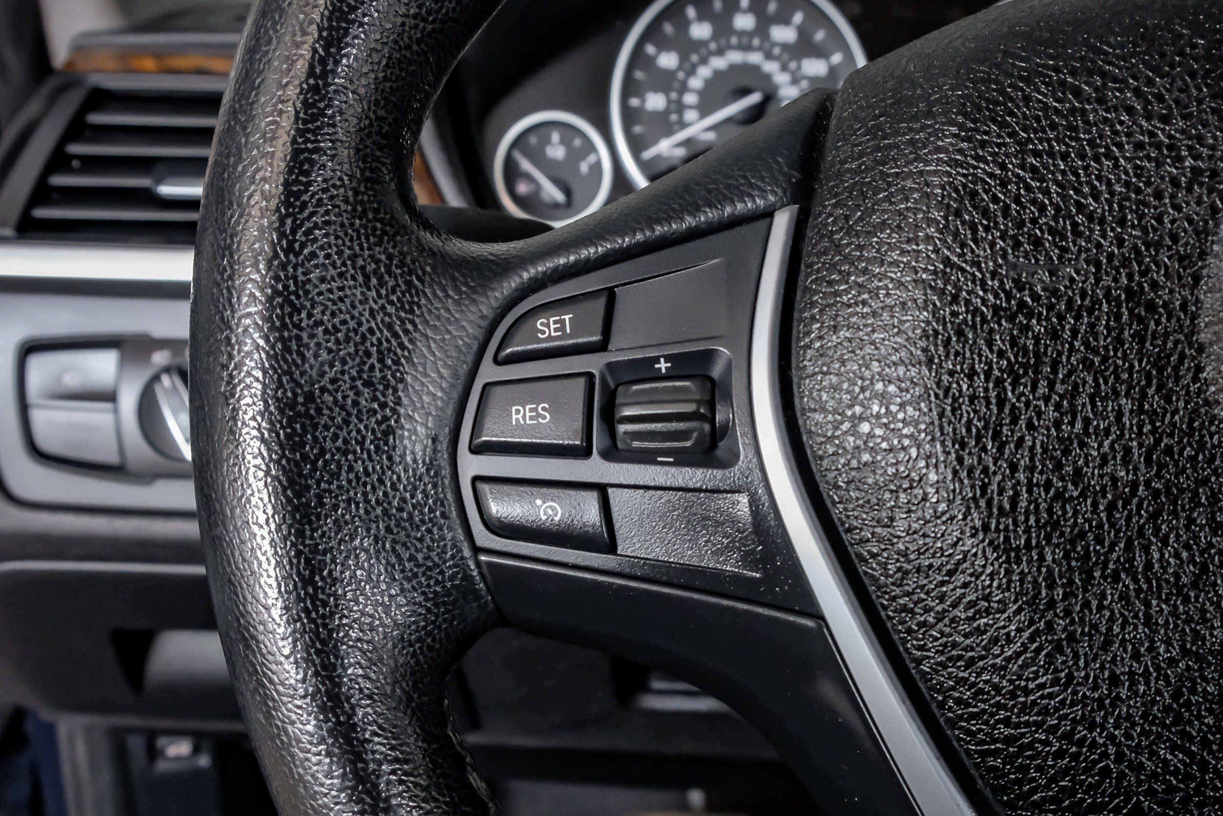 Photo 29 of 2015 BMW 328i 3-series for sale in Katy, TX