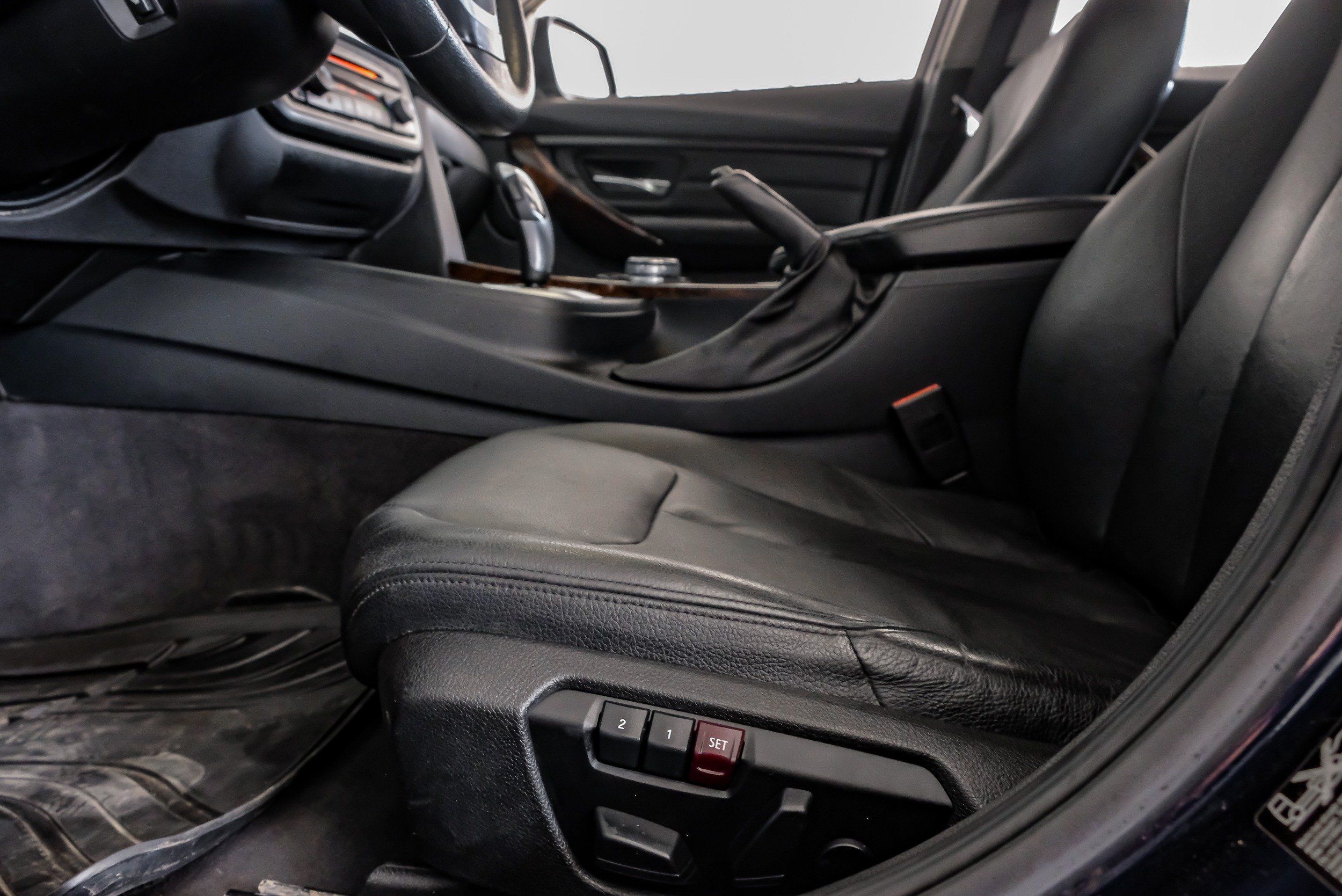 Photo 53 of 2015 BMW 328i 3-series for sale in Katy, TX