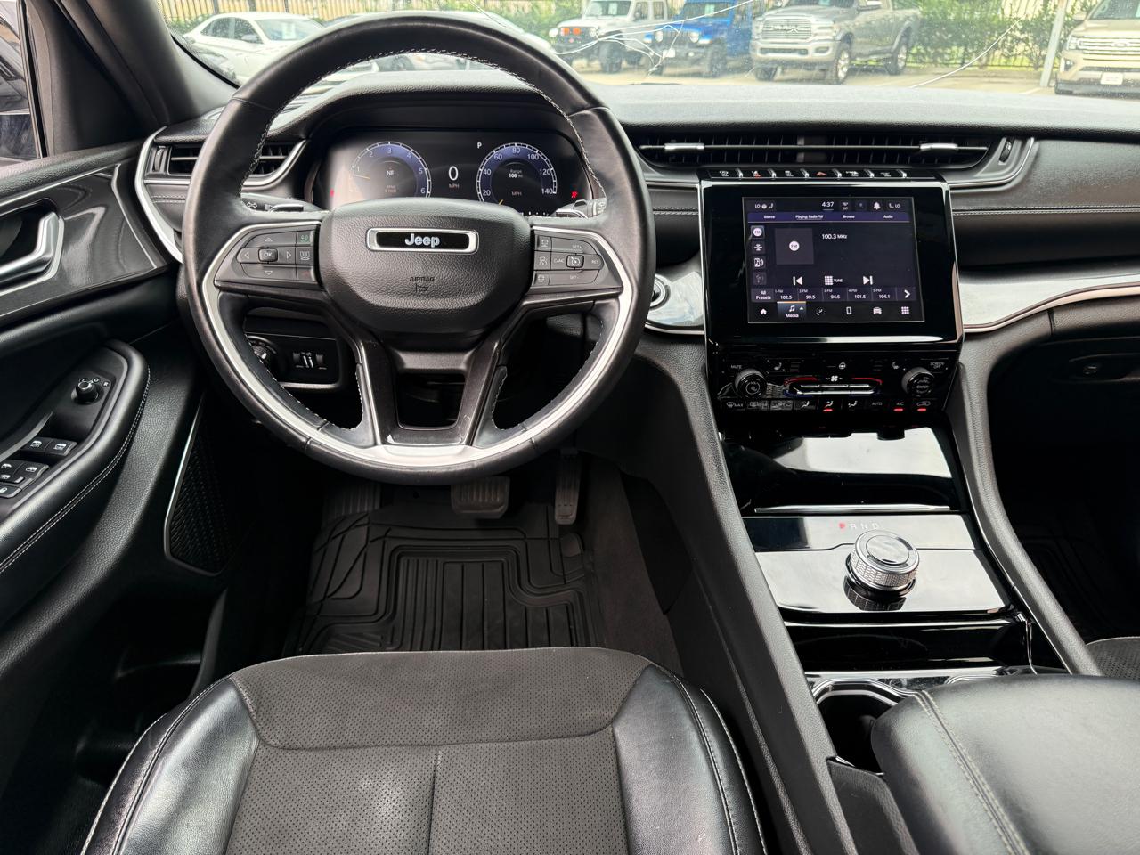 Photo 20 of 2022 Jeep Grand Cherokee Laredo for sale in Houston, TX
