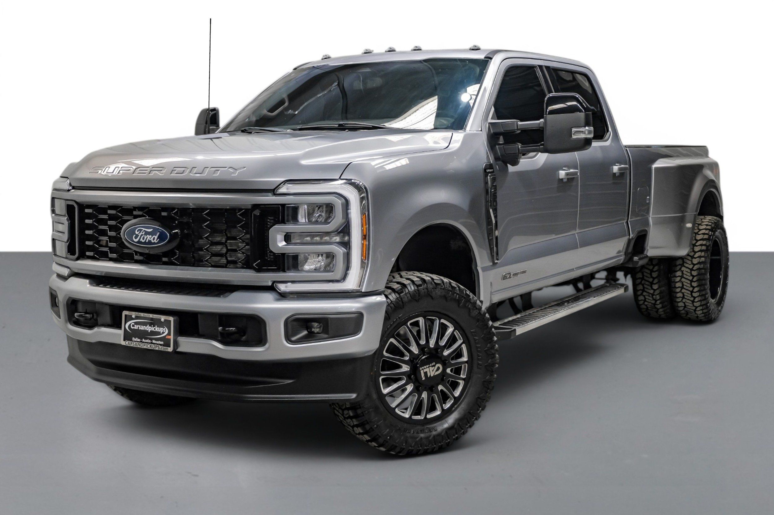 Photo 7 of 2024 Ford F-350 Lariat for sale in Katy, TX