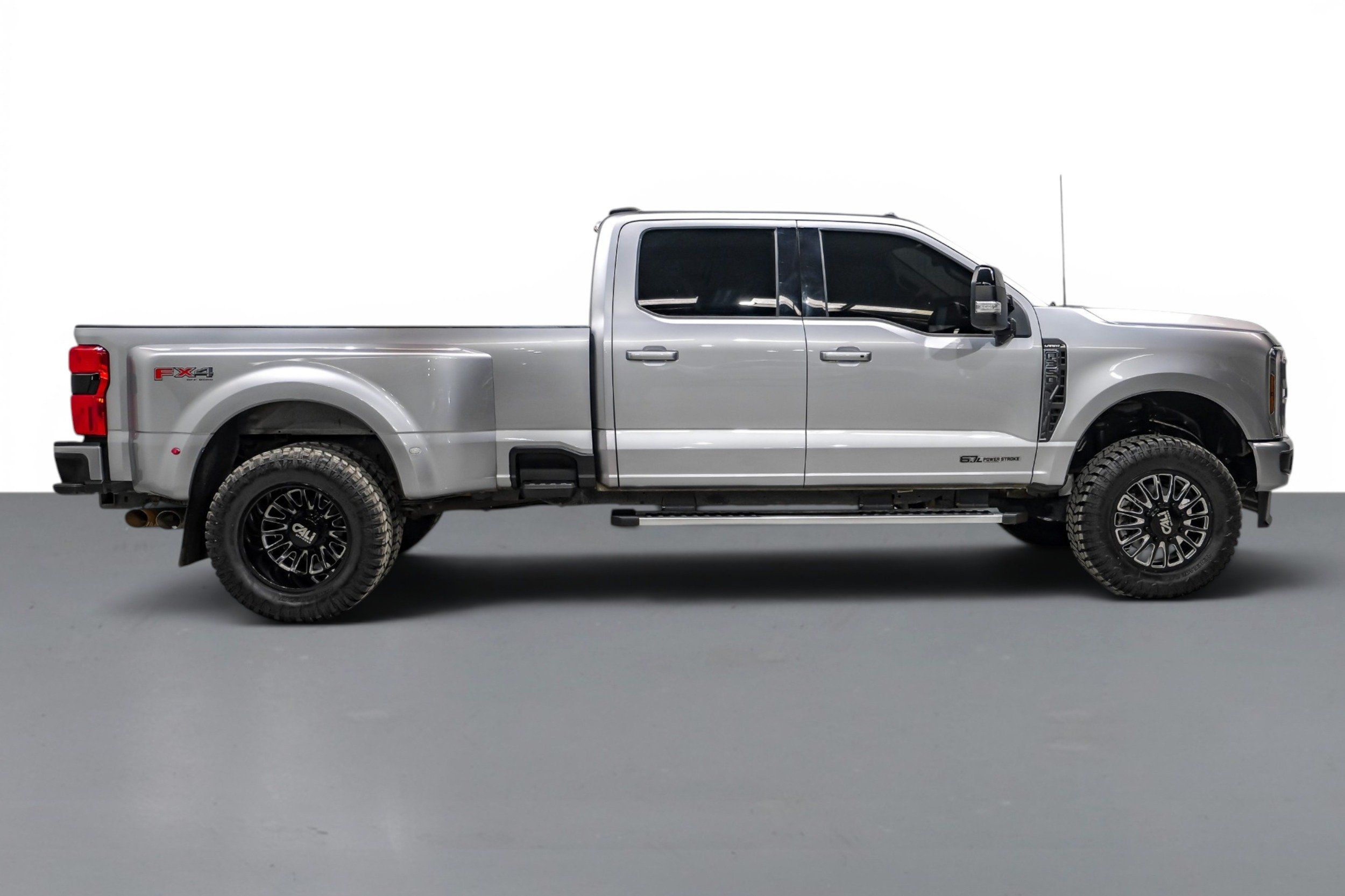 Photo 9 of 2024 Ford F-350 Lariat for sale in Katy, TX