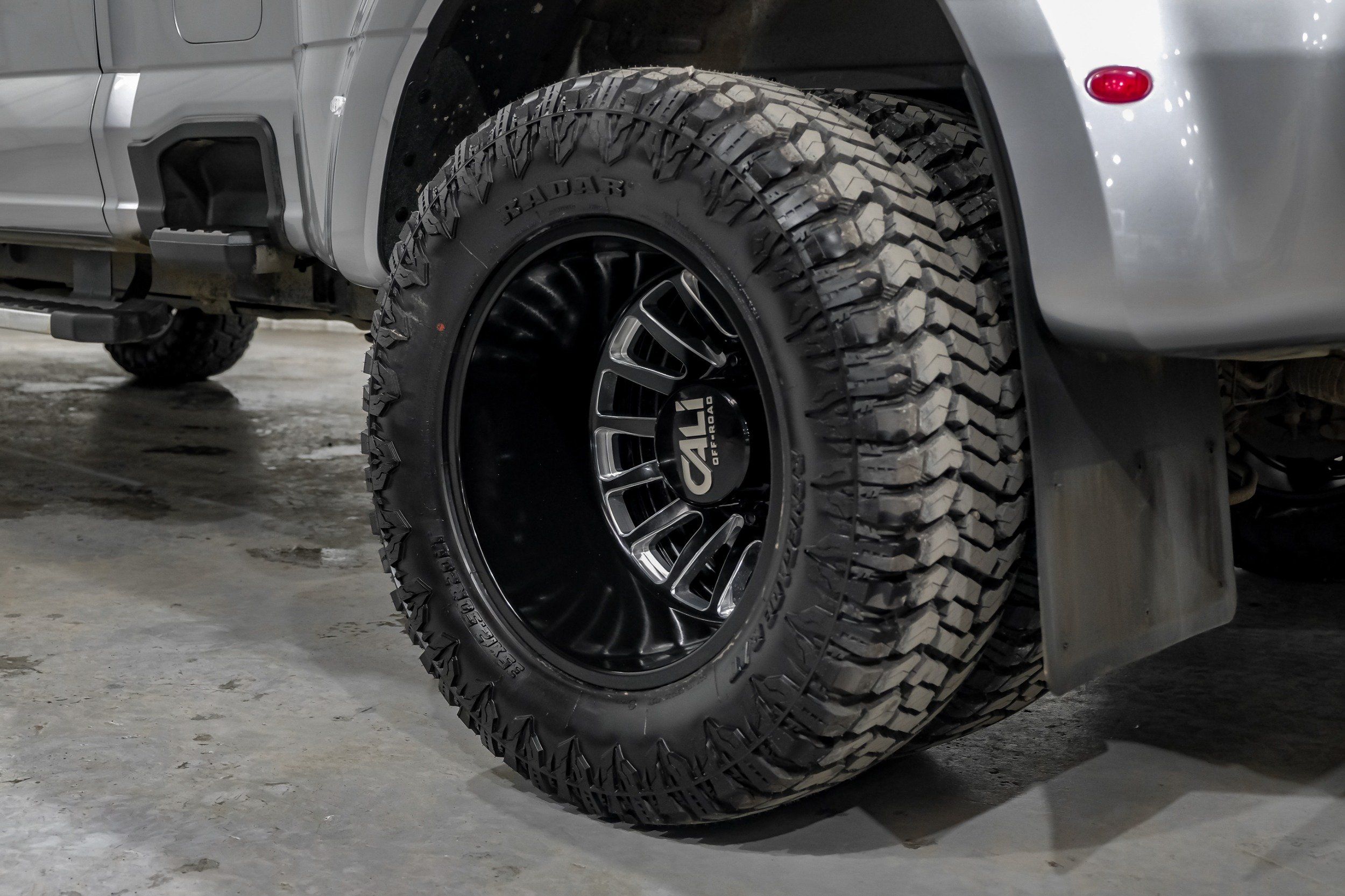 Photo 129 of 2024 Ford F-350 Lariat for sale in Katy, TX
