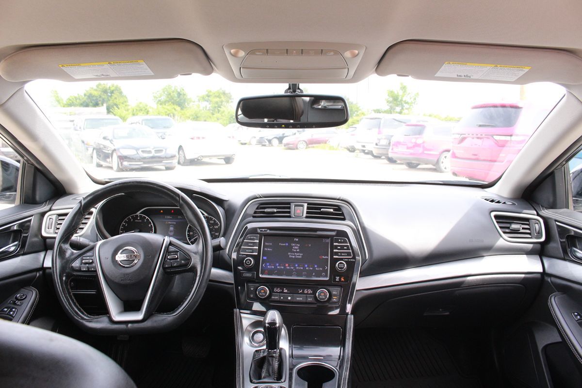 Photo 18 of 2017 Nissan Maxima Brilliant Silver for sale in Cypress, TX