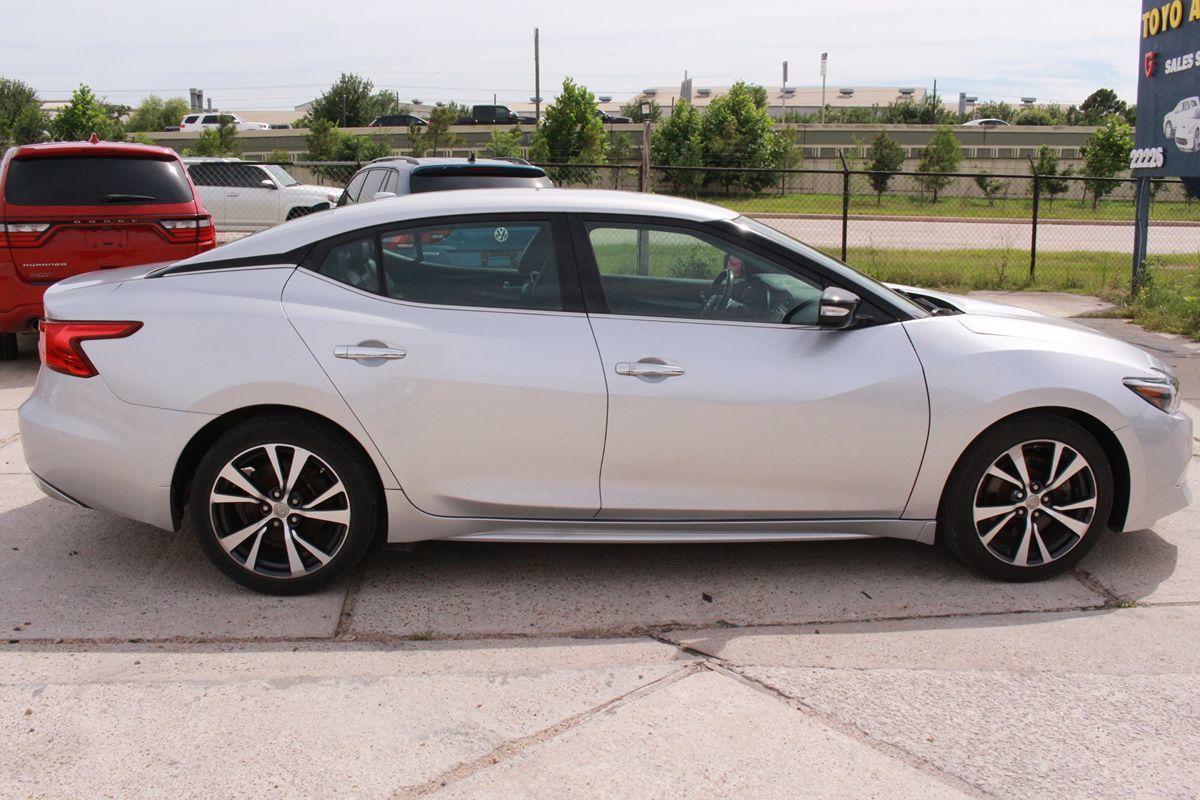 Photo 57 of 2017 Nissan Maxima Brilliant Silver for sale in Cypress, TX