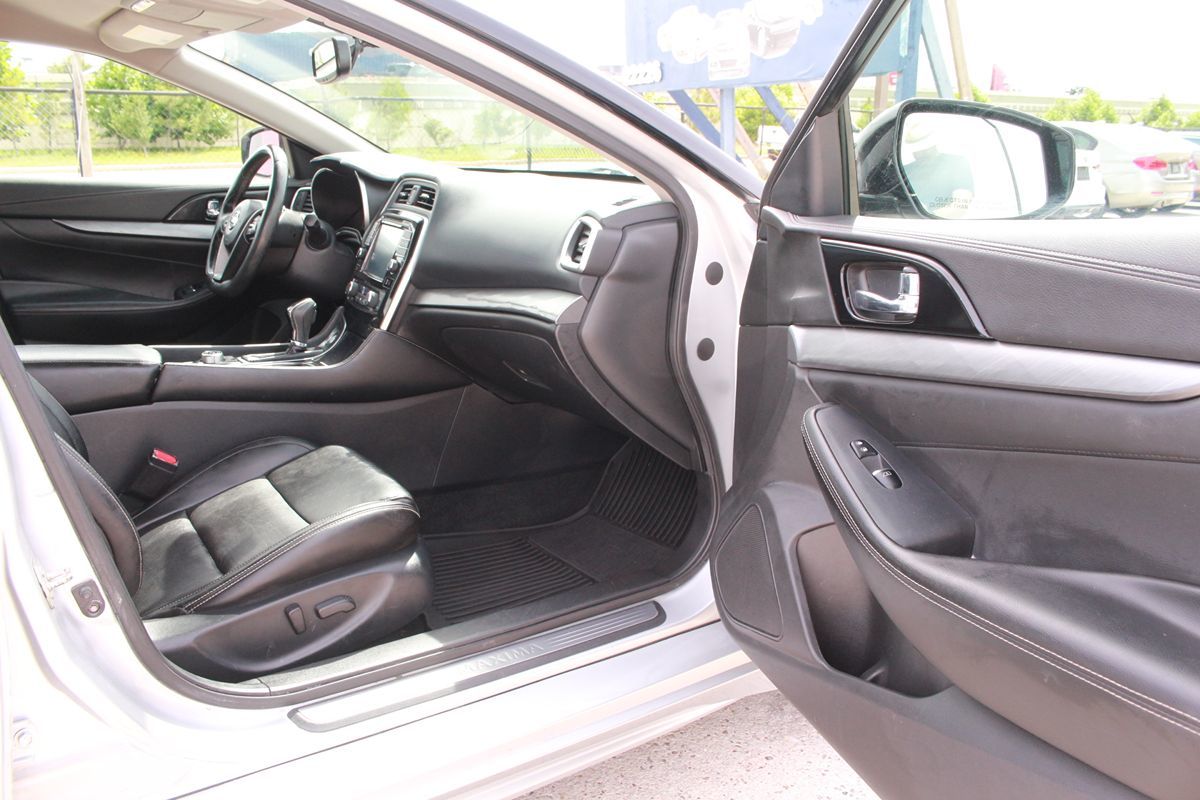 Photo 59 of 2017 Nissan Maxima Brilliant Silver for sale in Cypress, TX