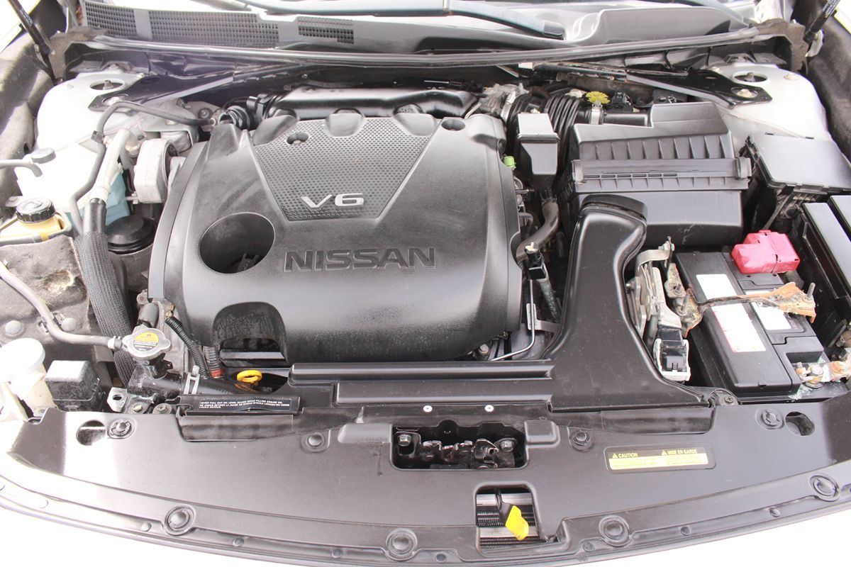 Photo 78 of 2017 Nissan Maxima Brilliant Silver for sale in Cypress, TX