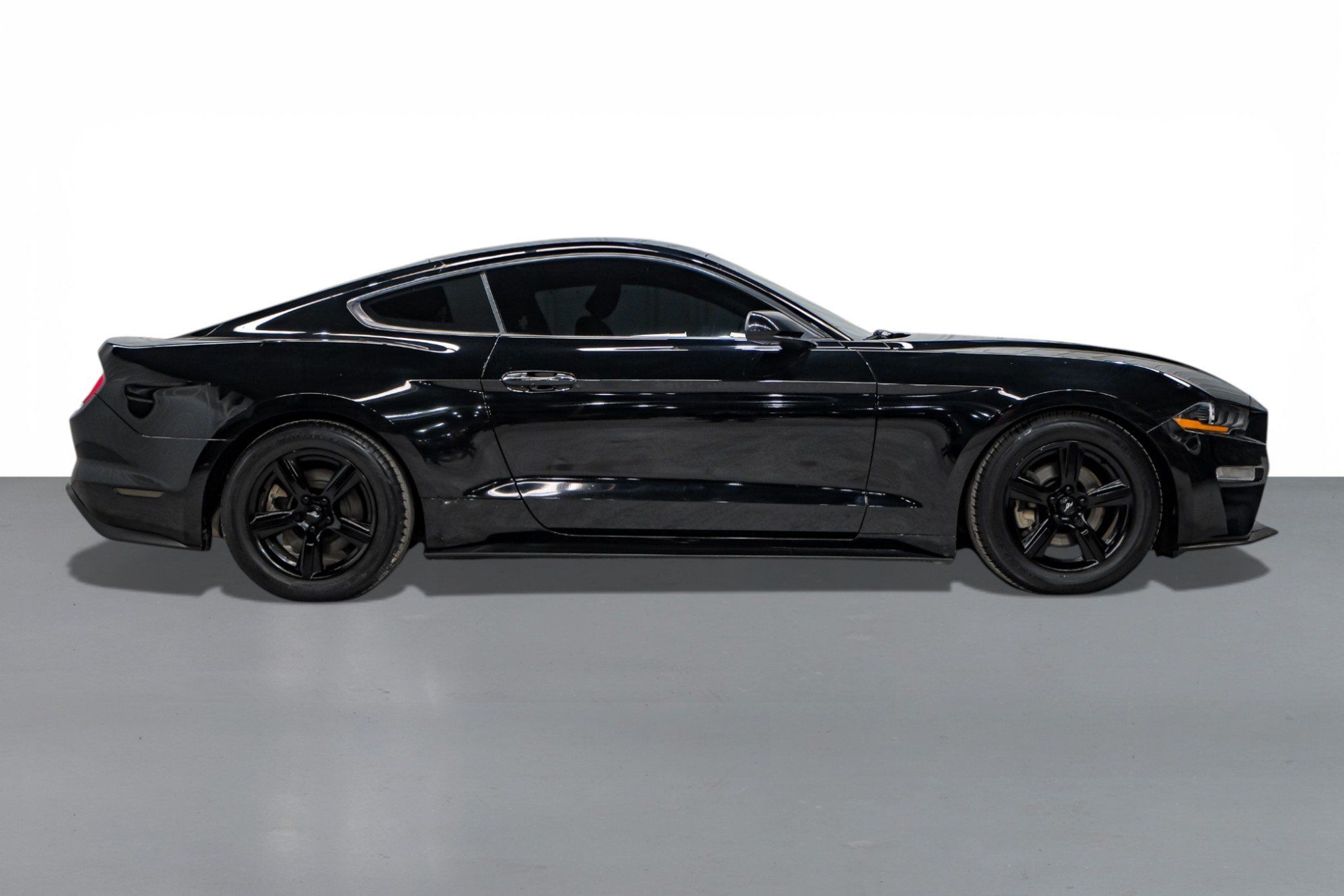 Photo 5 of 2019 Ford Mustang I4 for sale in Katy, TX