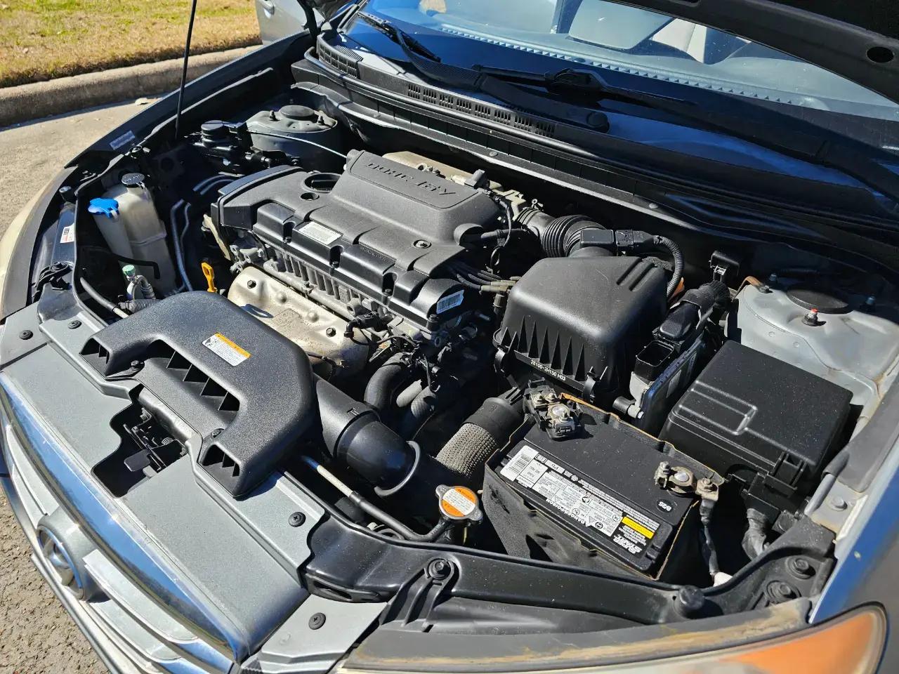 Photo 13 of 2010 Hyundai Elantra Blue for sale in Houston, TX