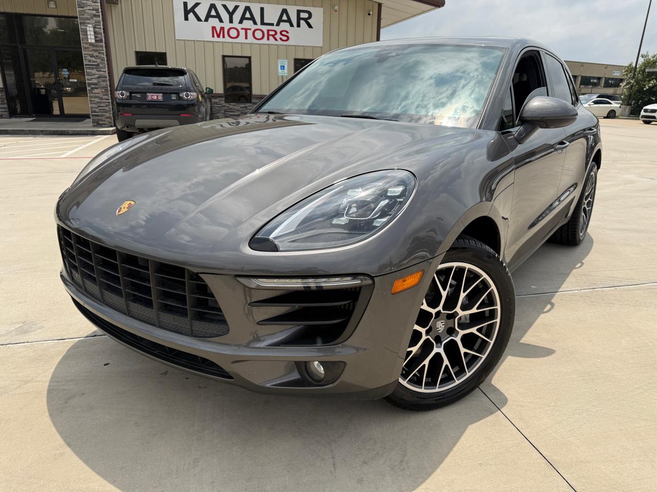 Photo 3 of 2018 Porsche Macan Type for sale in Houston, TX