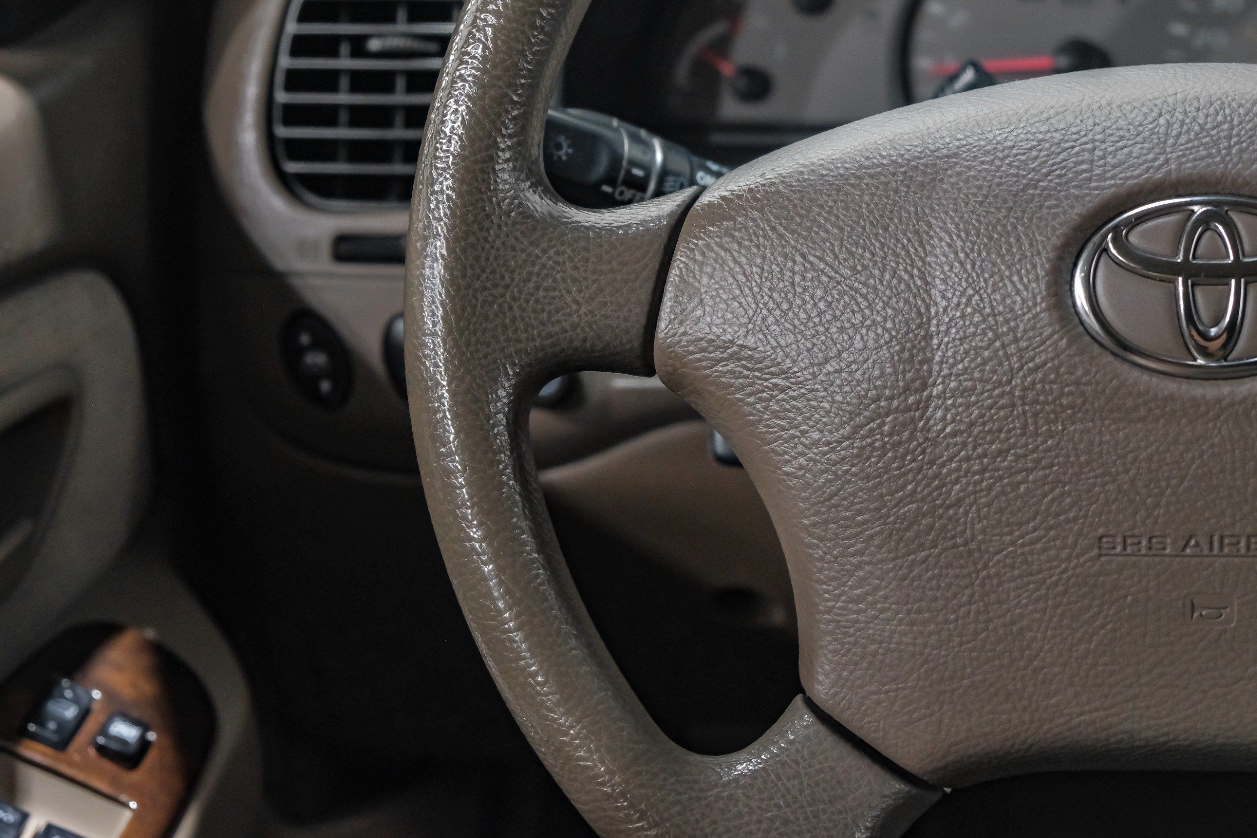 Photo 31 of 2004 Toyota Sequoia Wagon for sale in Katy, TX