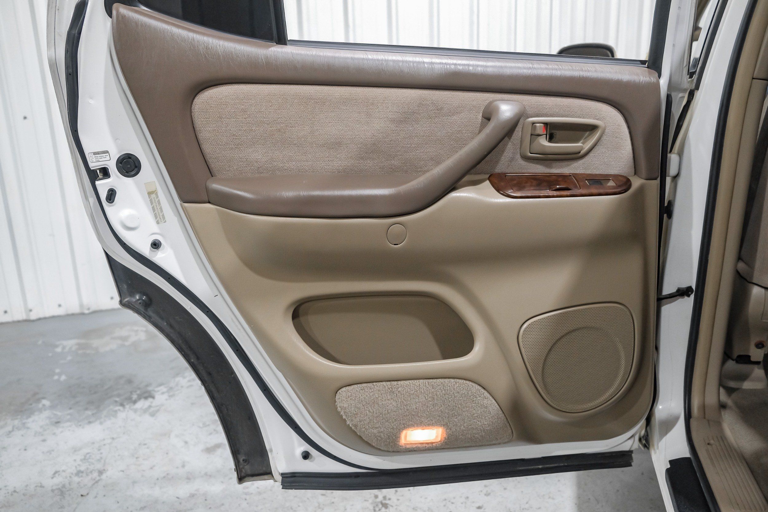 Photo 87 of 2004 Toyota Sequoia Wagon for sale in Katy, TX