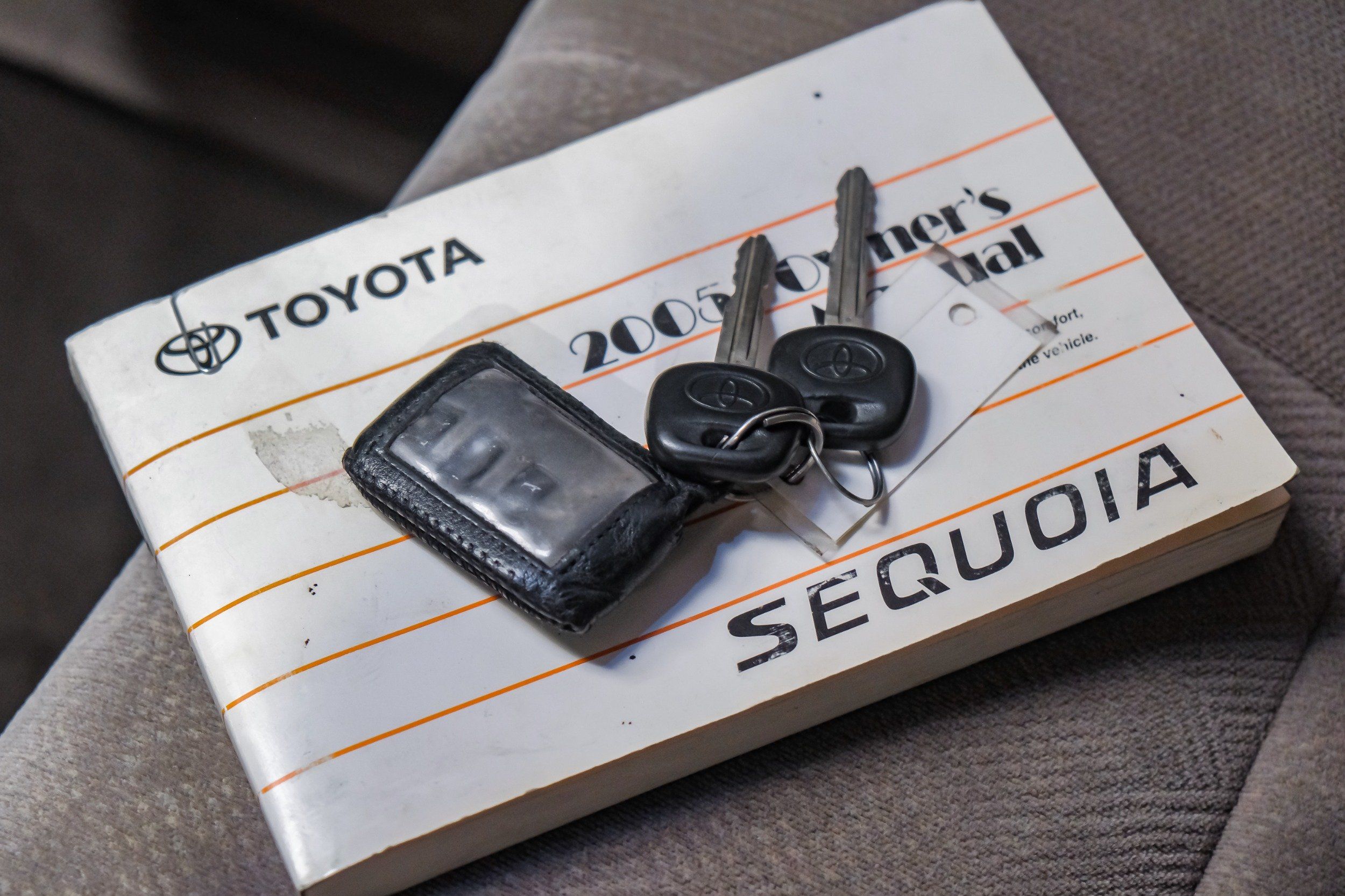 Photo 135 of 2004 Toyota Sequoia Wagon for sale in Katy, TX