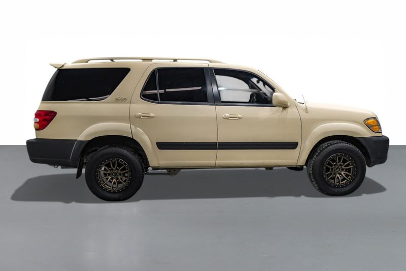 Photo 10 of 2004 Toyota Sequoia Wagon for sale in Katy, TX