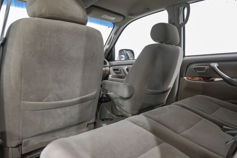 Photo 70 of 2004 Toyota Sequoia Wagon for sale in Katy, TX