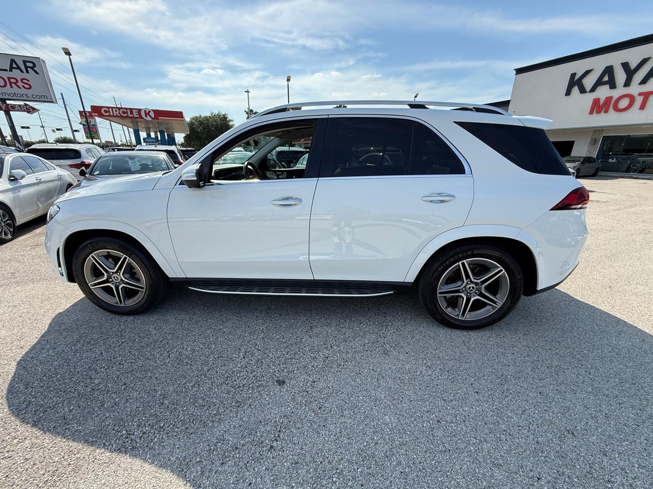 Photo 6 of 2022 Mercedes-Benz Gle-Class Gle450 for sale in Houston, TX