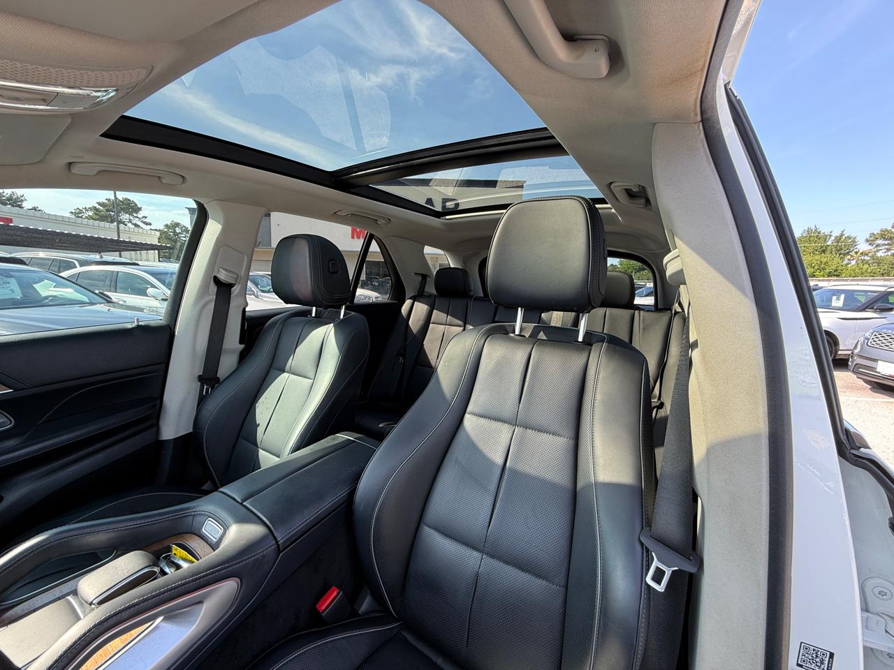 Photo 16 of 2022 Mercedes-Benz Gle-Class Gle450 for sale in Houston, TX