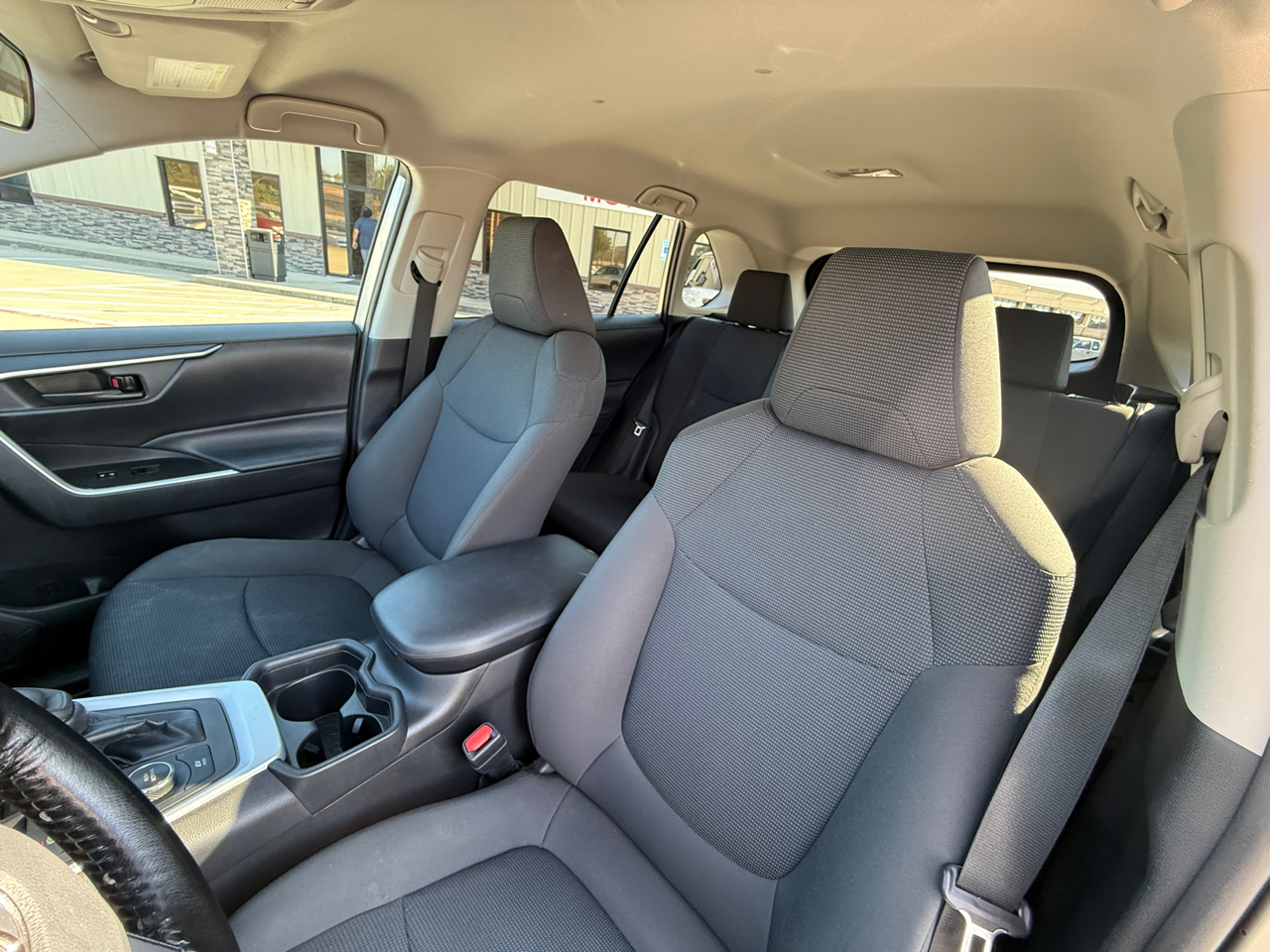 Photo 10 of 2020 Toyota Rav4 LE for sale in Houston, TX