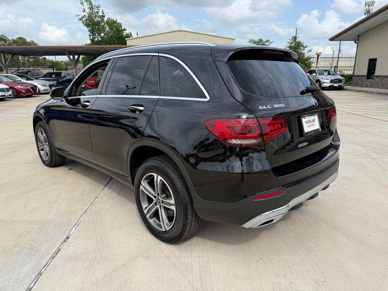 Photo 7 of 2020 Mercedes-Benz Glc-Class Glc300 for sale in Houston, TX