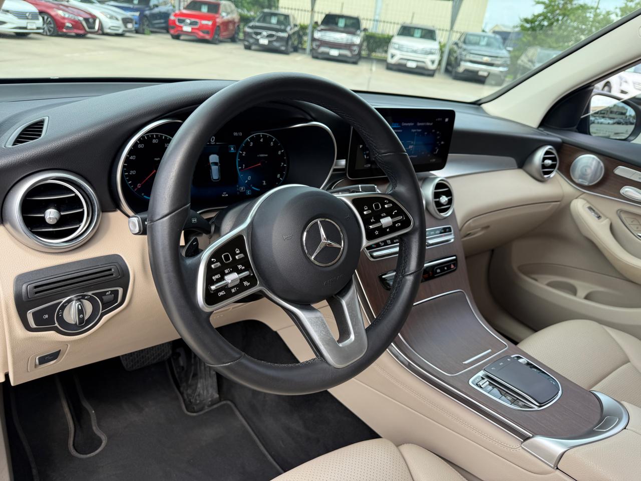Photo 17 of 2020 Mercedes-Benz Glc-Class Glc300 for sale in Houston, TX