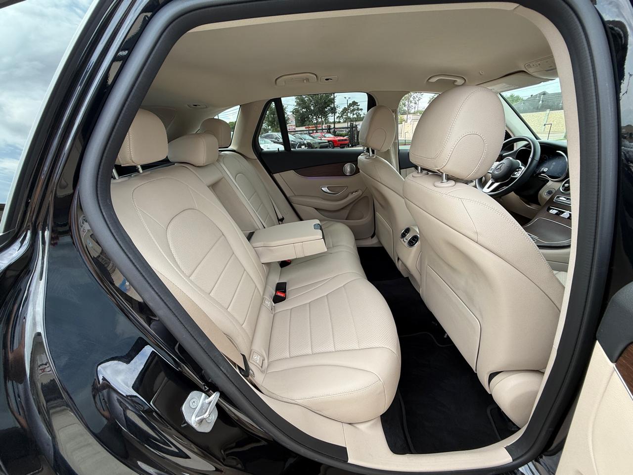 Photo 25 of 2020 Mercedes-Benz Glc-Class Glc300 for sale in Houston, TX