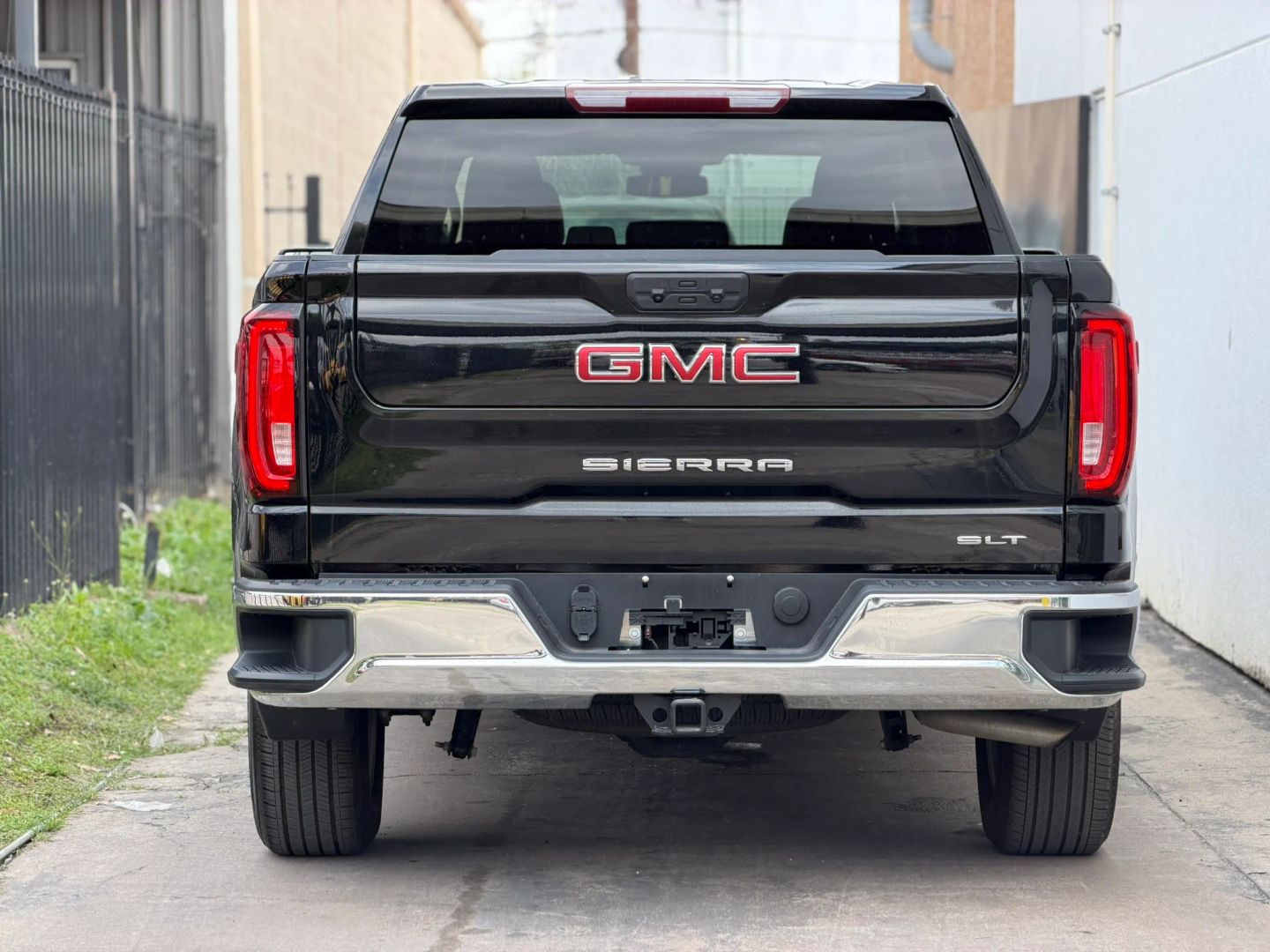 Photo 9 of 2026 GMC Sierra SLT Pickup 4D 5 3/4 FT for sale in Houston, TX