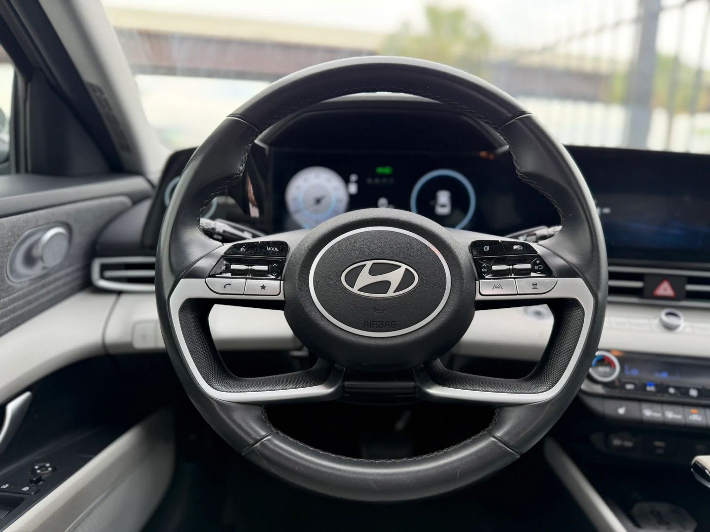 Photo 14 of 2024 Hyundai Elantra Limited for sale in Houston, TX