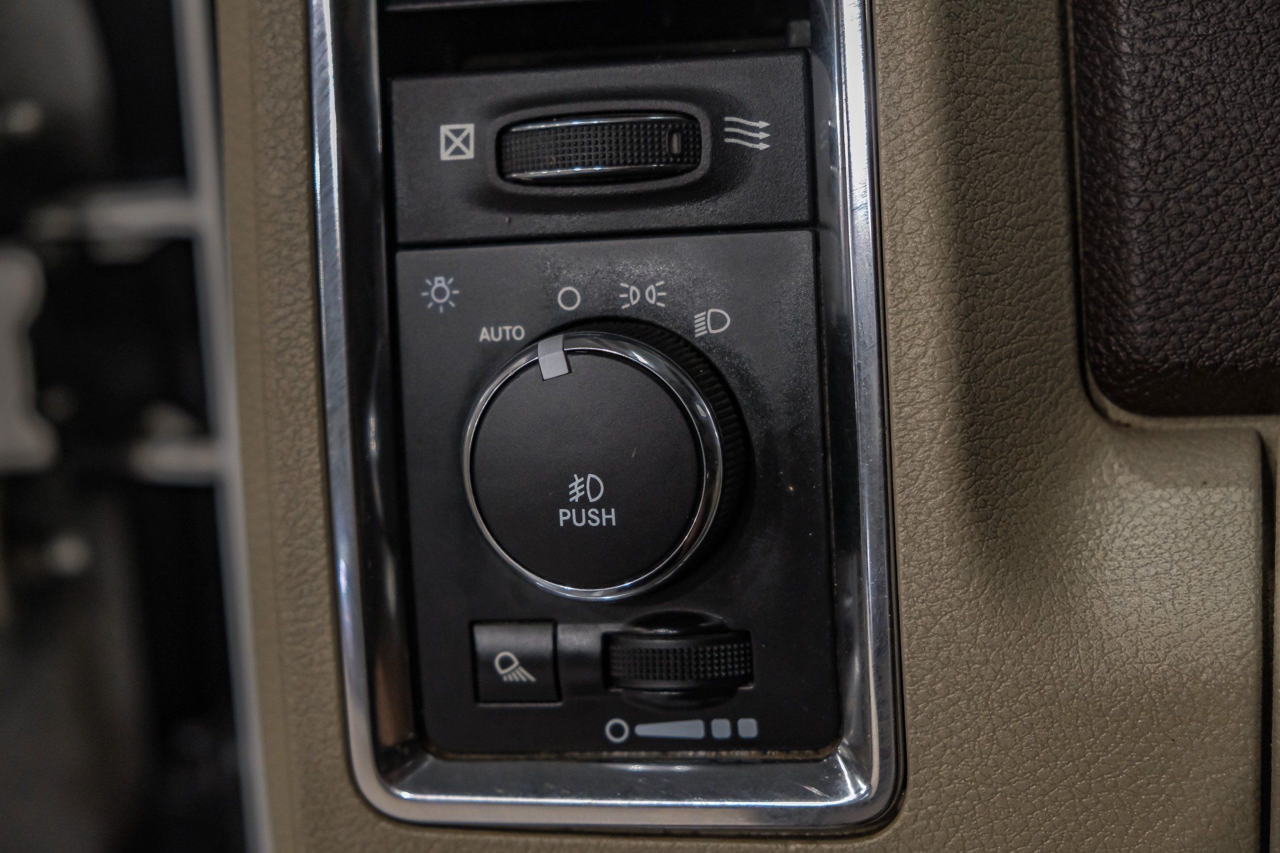 Photo 55 of 2015 Ram 2500 Laramie for sale in Katy, TX