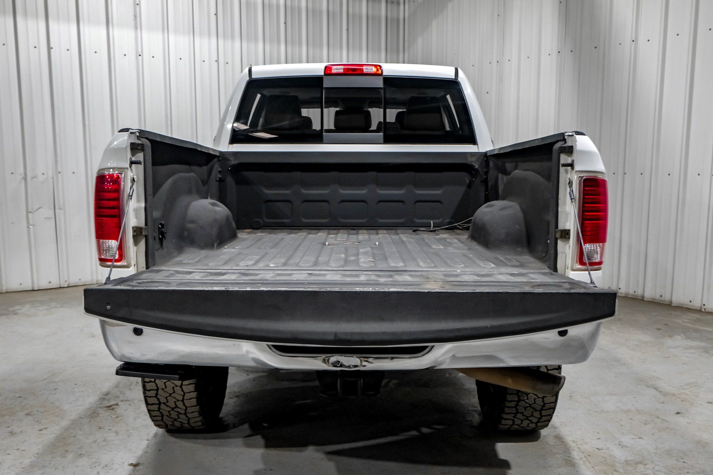 Photo 121 of 2015 Ram 2500 Laramie for sale in Katy, TX