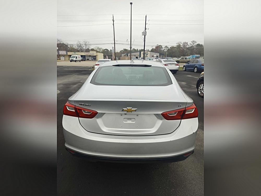 Photo 2 of 2018 Chevrolet Malibu LT for sale in Cypress, TX