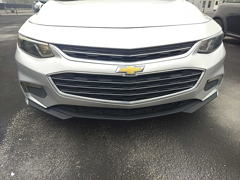 Photo 3 of 2018 Chevrolet Malibu LT for sale in Cypress, TX