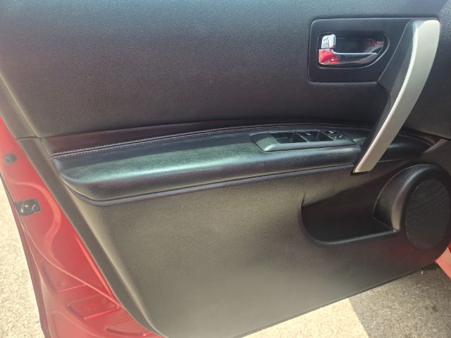 Photo 13 of 2013 Nissan Rogue Wagon for sale in Houston, TX